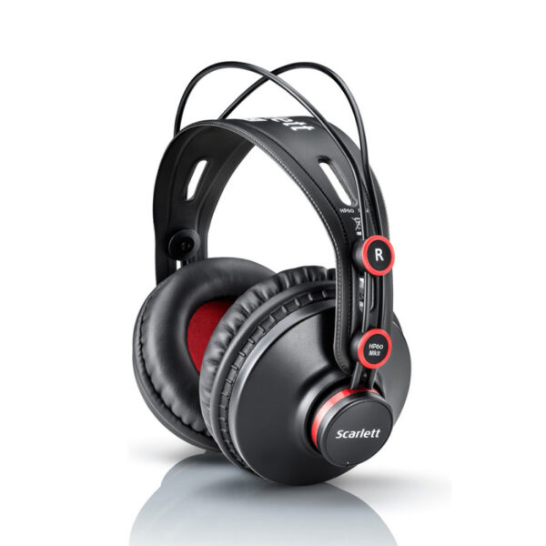 کارت صدا و پکیج استودیو فوکوسرایت Focusrite Scarlett 2i2 Studio Bundle G2