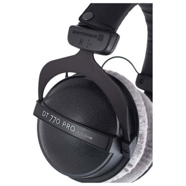 هدفون Beyerdynamic DT 770 Pro 250 Ohms