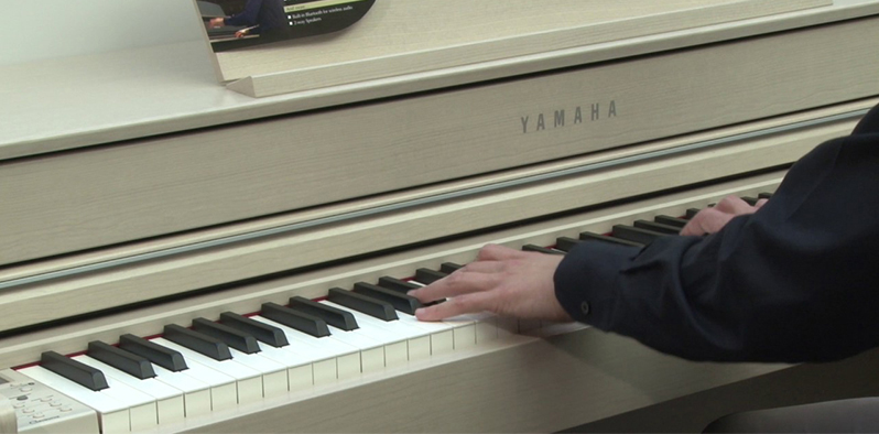 پیانو دیجیتال یاماها Yamaha CLP-645 BK